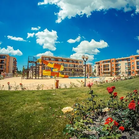 Visit Holiday Апартамент *