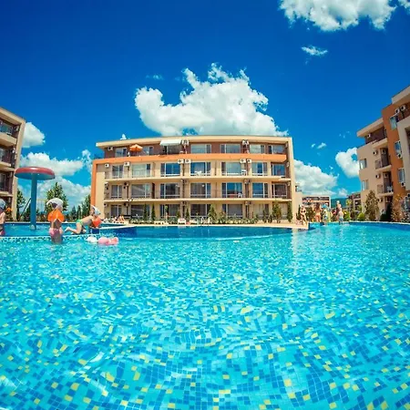 Апартамент Visit Holiday *