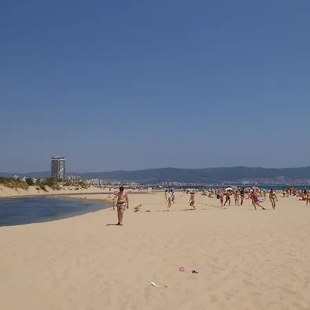 Апартамент Visit Holiday *