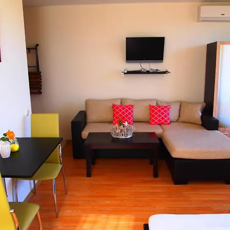 Visit Holiday Apartment